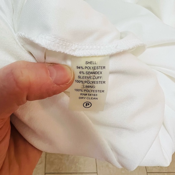 NWT Calvin Klein White Polyester/Spandex Retail $139 Size 4 - Picture 11 of 16